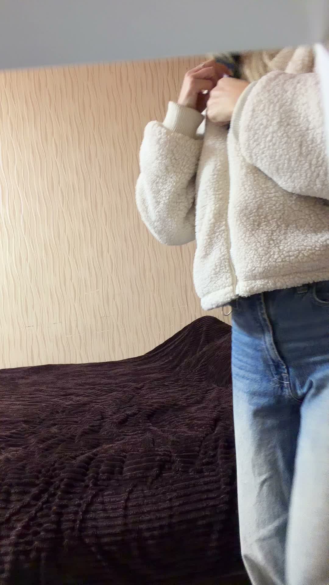 1052047503