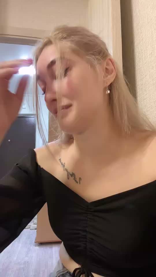 1097221463