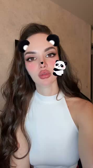 610721867