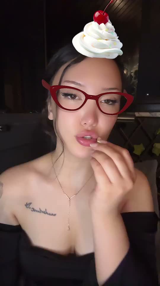 738481663