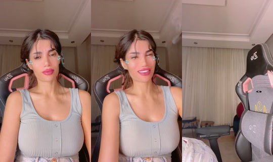 888050049's Stream - Aug 27, 2026, 12:01 AM