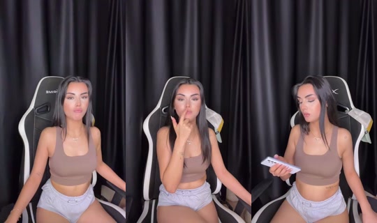 930652214's Stream - Jul 31, 2026, 4:15 PM