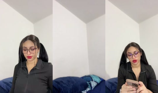 AbbyMonse's Stream - Aug 4, 2026, 12:53 AM