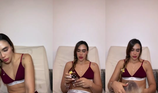 Amelie111's Stream - Aug 5, 2026, 10:09 PM