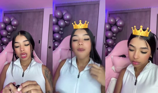 As_karolamaya's Stream - Aug 6, 2026, 11:23 PM
