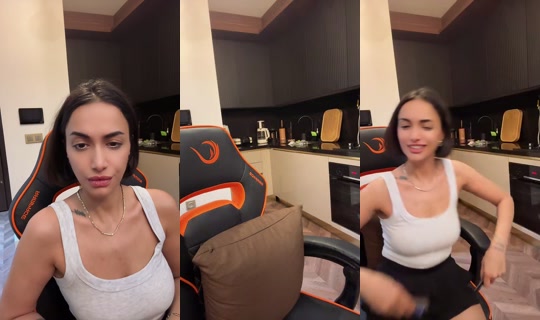 Bornaaaa's Stream - Aug 4, 2026, 2:25 AM
