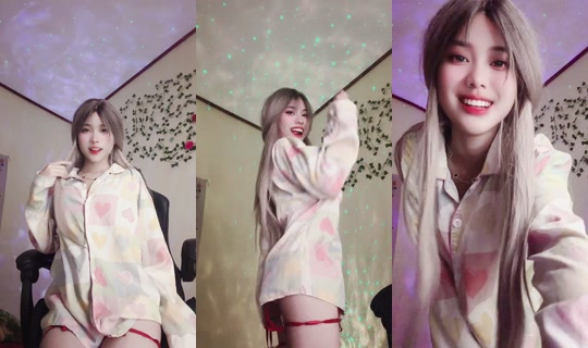 Cindy700 的直播 - 2026年8月9日 21:31