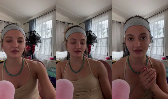 Deannaleggett's Stream - Jul 26, 2026, 9:09 PM