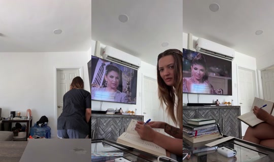 Deannaleggett's Stream - Jul 28, 2026, 5:27 PM