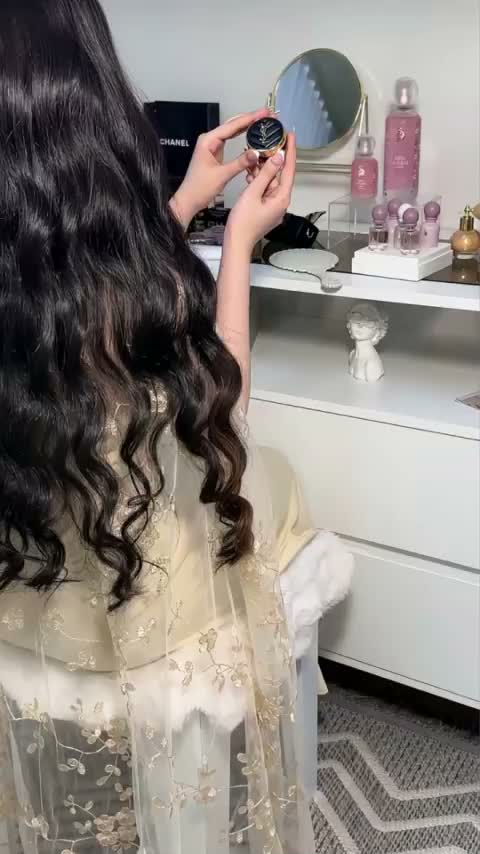 Dr..H