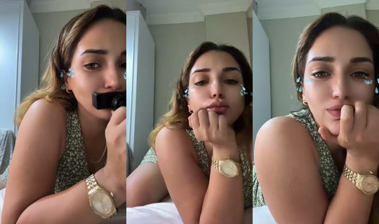 Stream di ElisanizZz - 14 ago 2026, 21:54