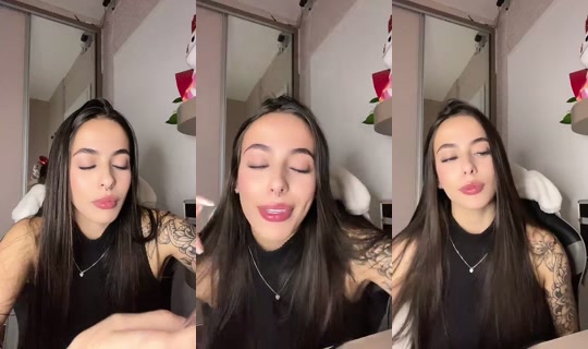 Laricristin.a's Stream - Aug 5, 2026, 8:57 PM