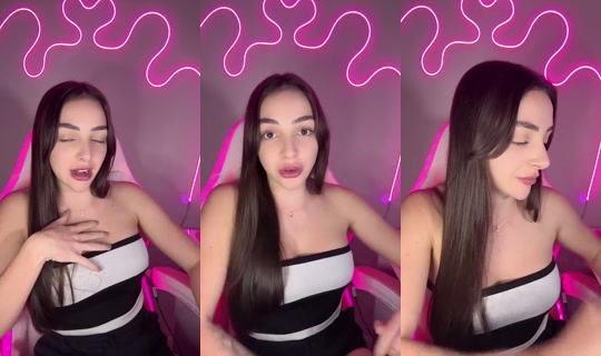 Larissamab's Stream - Jul 22, 2026, 12:15 AM