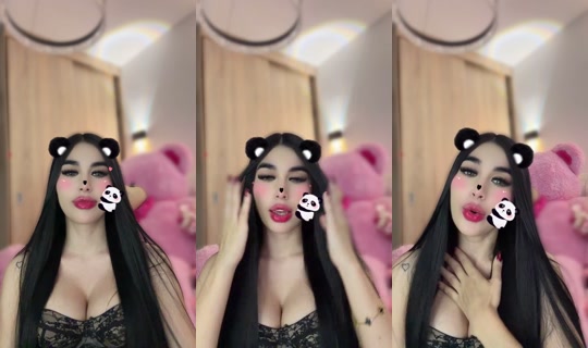 LauraV_ 的直播 - 2026年7月26日 6:15