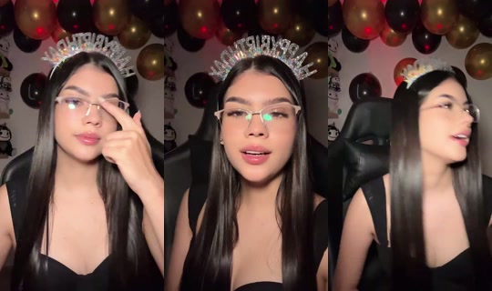 Maria_000's Stream - Aug 9, 2026, 5:36 AM