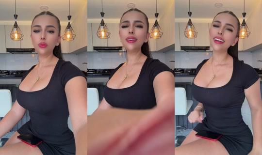 Mariafer10's Stream - Aug 4, 2026, 6:29 PM