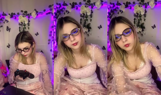 Princessanmia's Stream - Jul 28, 2026, 12:12 AM