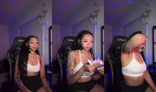 Theeazarialynn's Stream - Aug 6, 2026, 3:34 AM