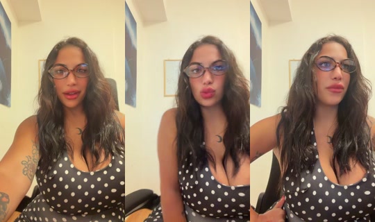 ValentinaRed's Stream - Jul 21, 2026, 9:54 PM