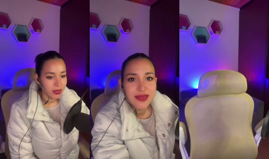 adrianabloom's Stream - Aug 7, 2026, 12:31 PM