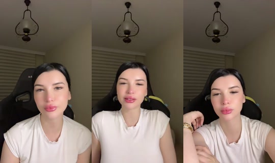 aleynaeroglu's Stream - Aug 4, 2026, 1:41 AM