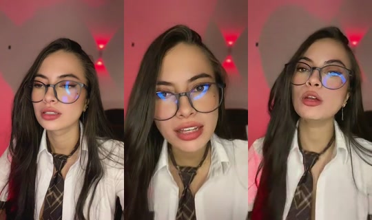 as.anni's Stream - Aug 9, 2026, 5:42 AM