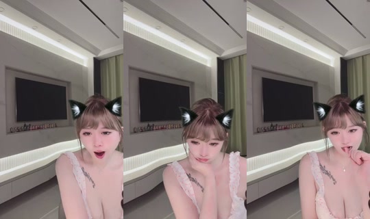 aurora8's Stream - Aug 23, 2026, 11:37 AM