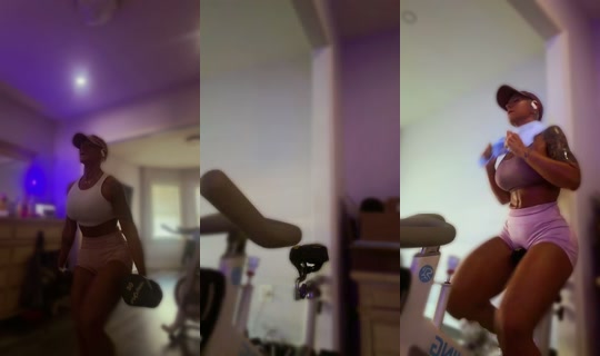 brooklynnrose's Stream - Aug 3, 2026, 9:50 PM