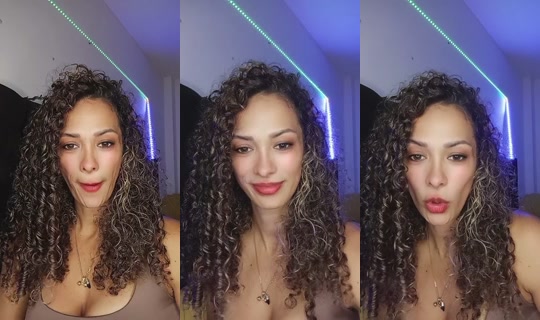 Stream von cinamoon – 26. Juli 2026, 23:37