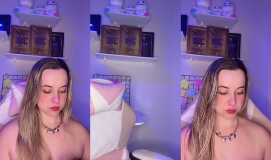 nazinhaa's Stream - Aug 4, 2026, 11:53 PM