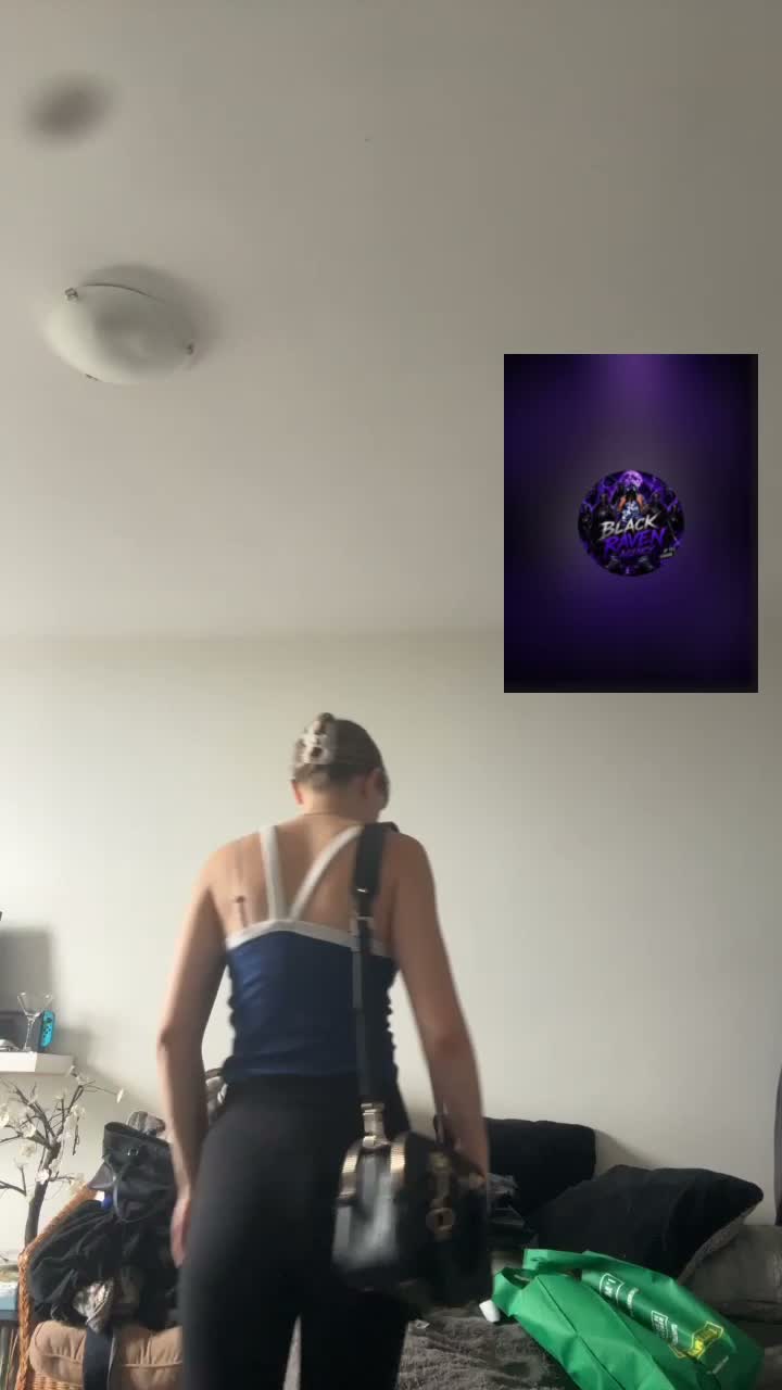 2064537361363615745