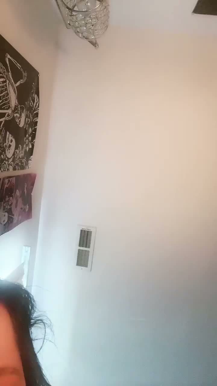 2088933444542061569