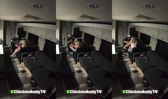 Stream de chickenandytv – 11 août 2026, 4:27