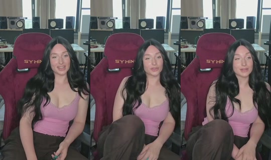 harleyfoxx's Stream - Aug 4, 2026, 4:21 PM