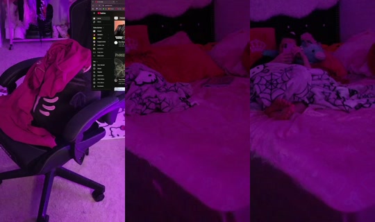 pinkyosh's Stream - Aug 24, 2026, 7:27 AM