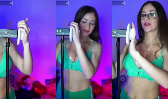 sharonqueen 的直播 - 2026年7月26日 4:02