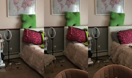 tinytaytay's Stream - Oct 15, 2026, 2:28 PM
