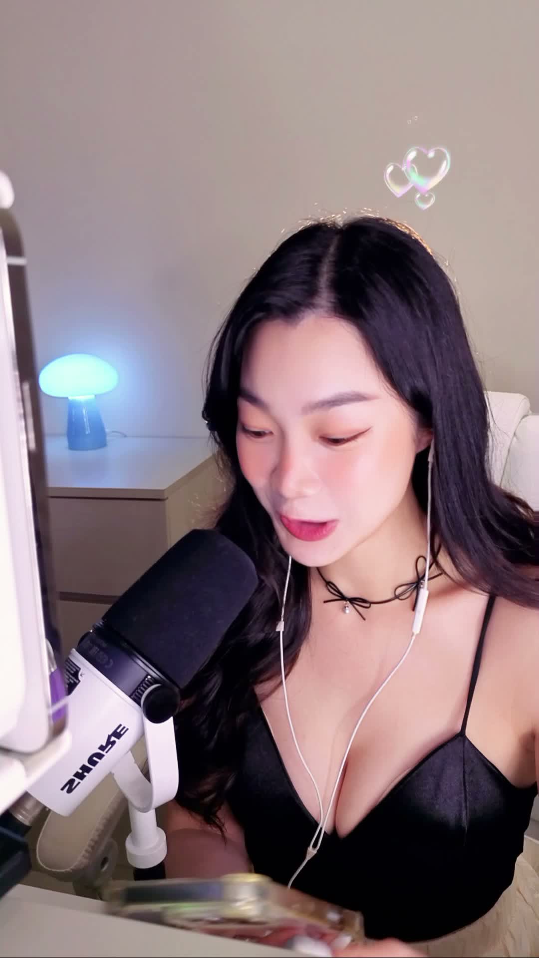 227720