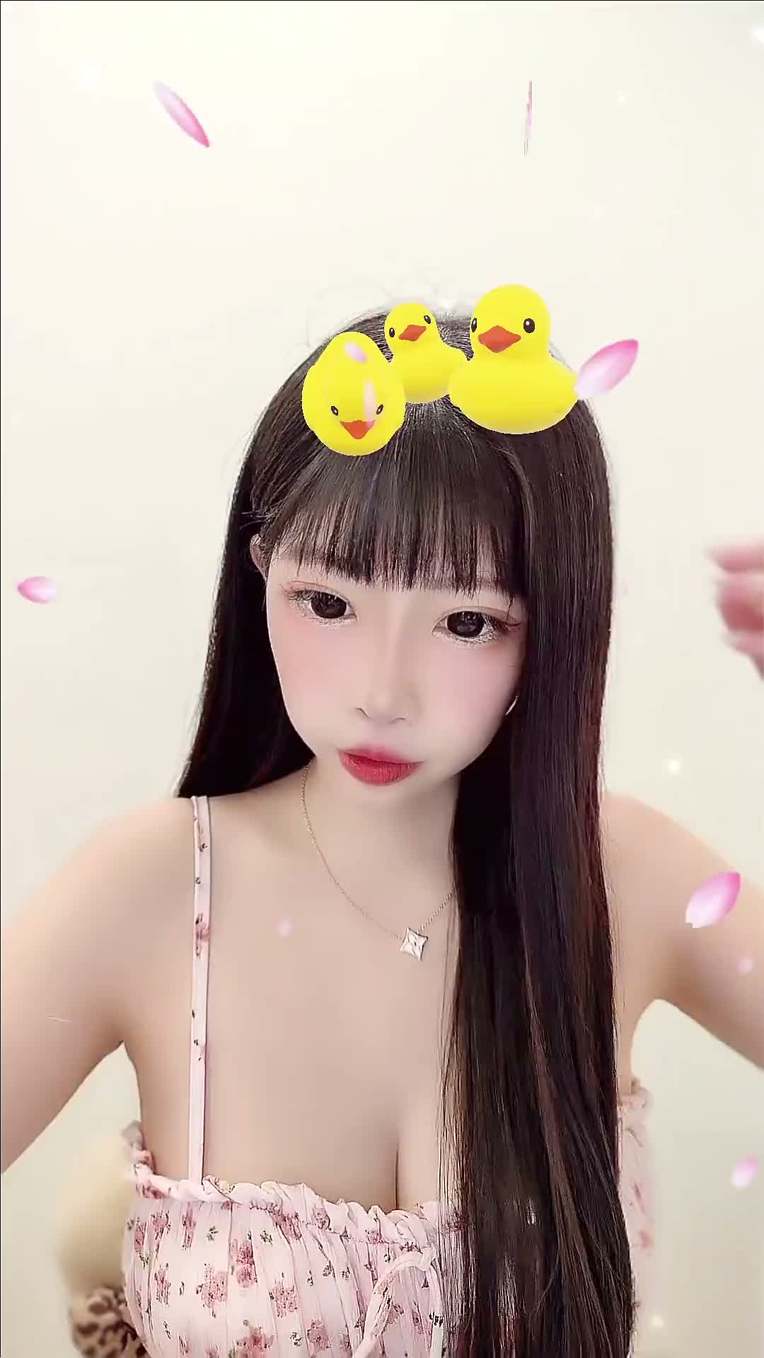 4730733