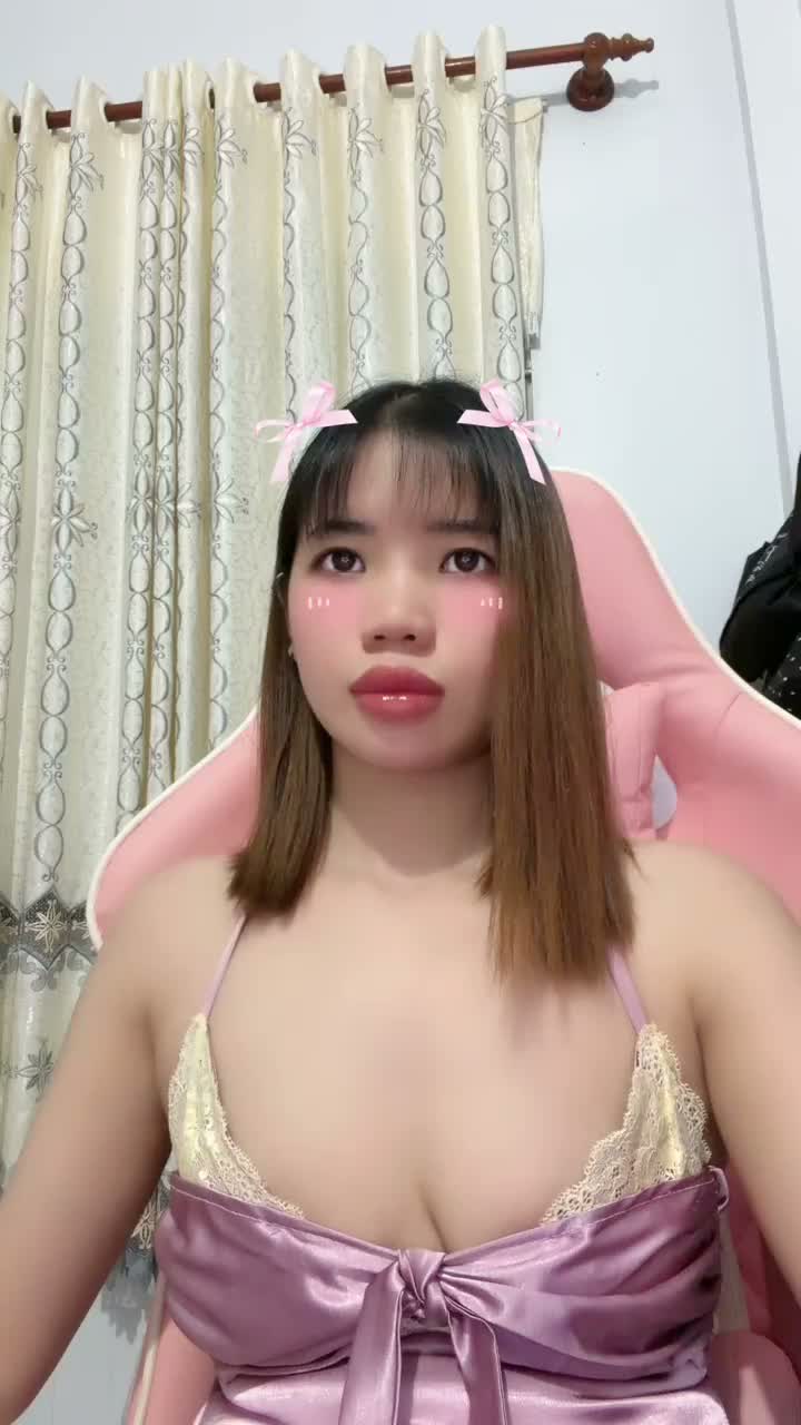 1553748798774592513