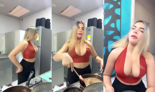 1883892871894439937's Stream - Sep 12, 2026, 10:09 PM