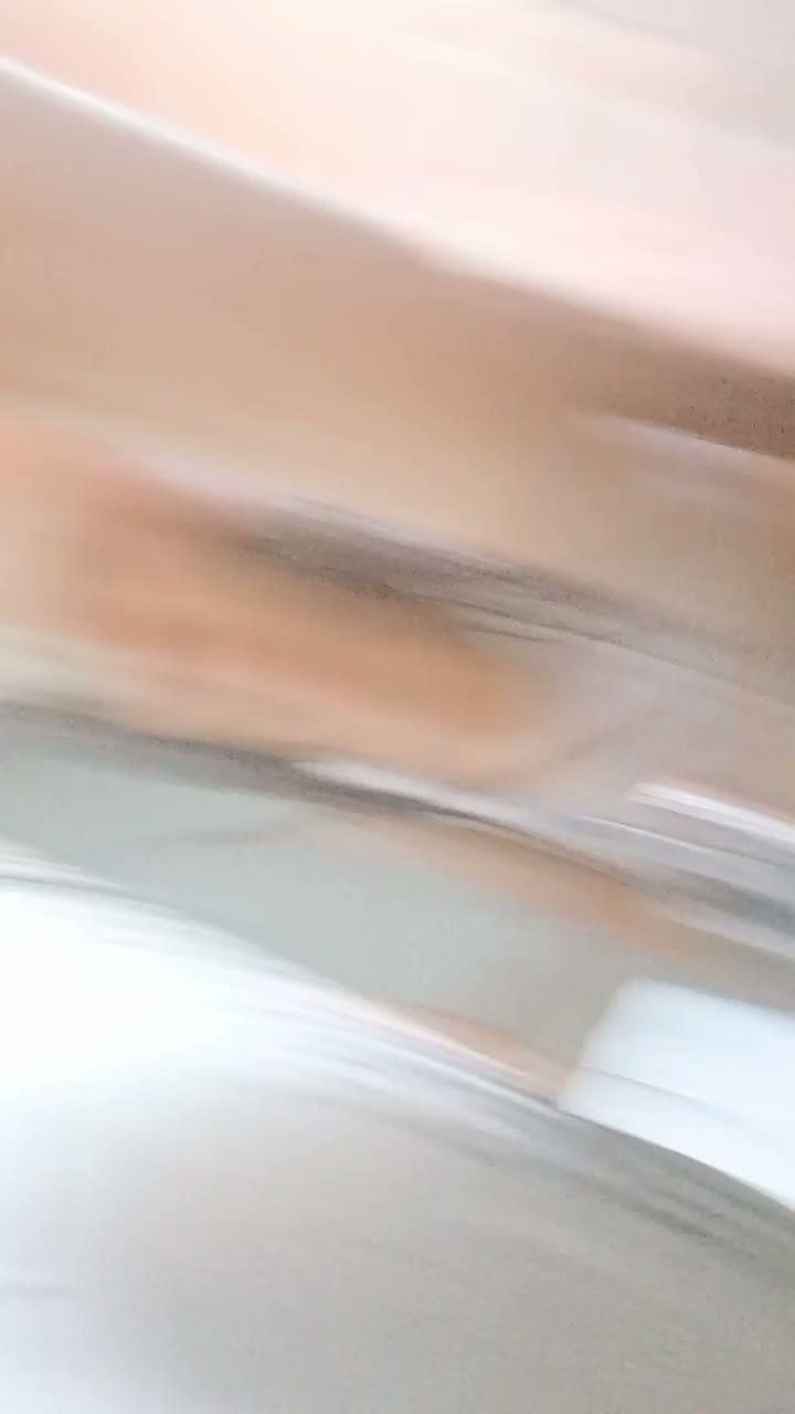 2062790511020903425