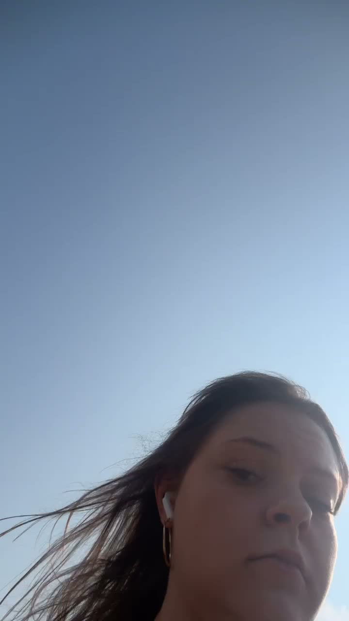 2064537361363615745