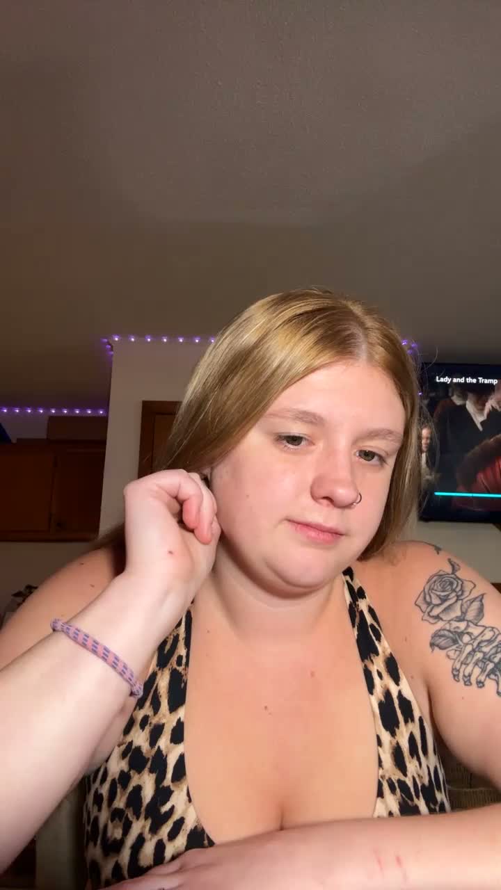 2093016360473146369