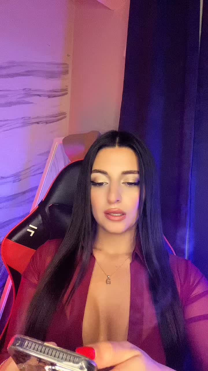 1120324313