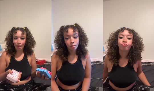 _allyssaburton_'s Stream - Jul 28, 2026, 4:45 AM