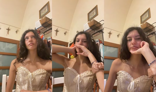 _laa_ricciaa's Stream - Aug 8, 2026, 8:25 PM