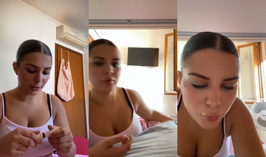 Stream di aannapigliaa - 25 lug 2026, 11:04