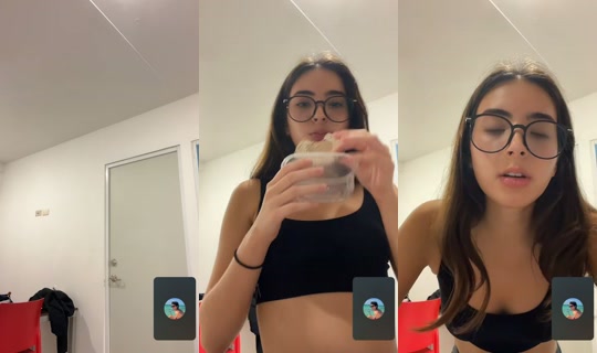 ambarvalezka's Stream - Sep 19, 2026, 1:02 AM