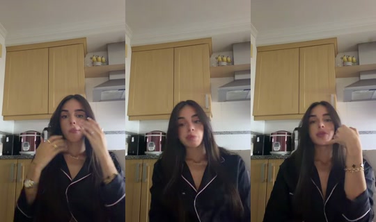 andrea.sanzz's Stream - Oct 8, 2026, 10:22 PM
